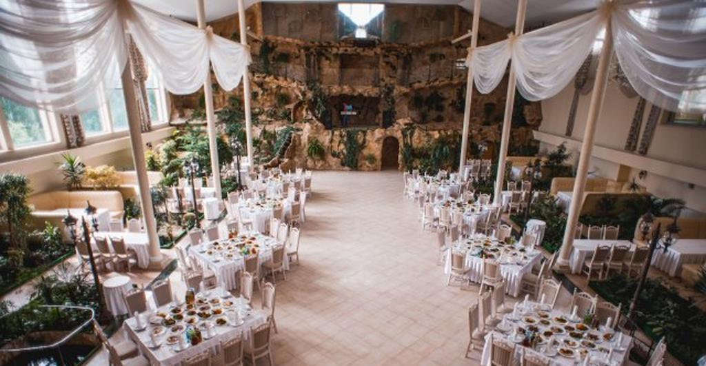 Garden Hall Ternopil Kültér fotó
