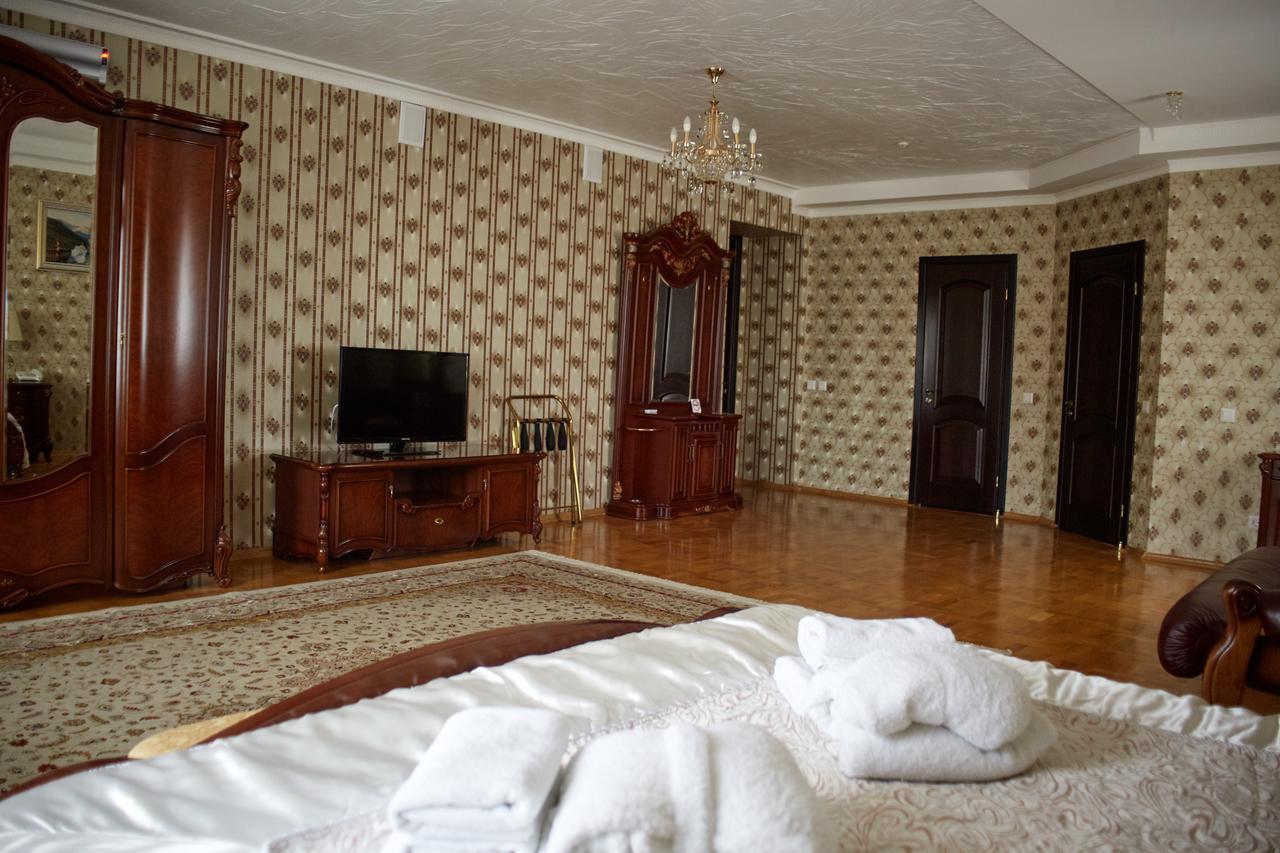 Garden Hall Ternopil Kültér fotó