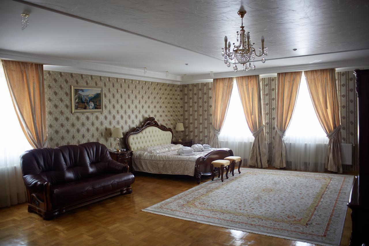 Garden Hall Ternopil Kültér fotó