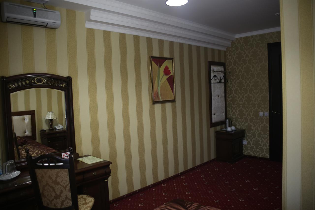 Garden Hall Ternopil Kültér fotó