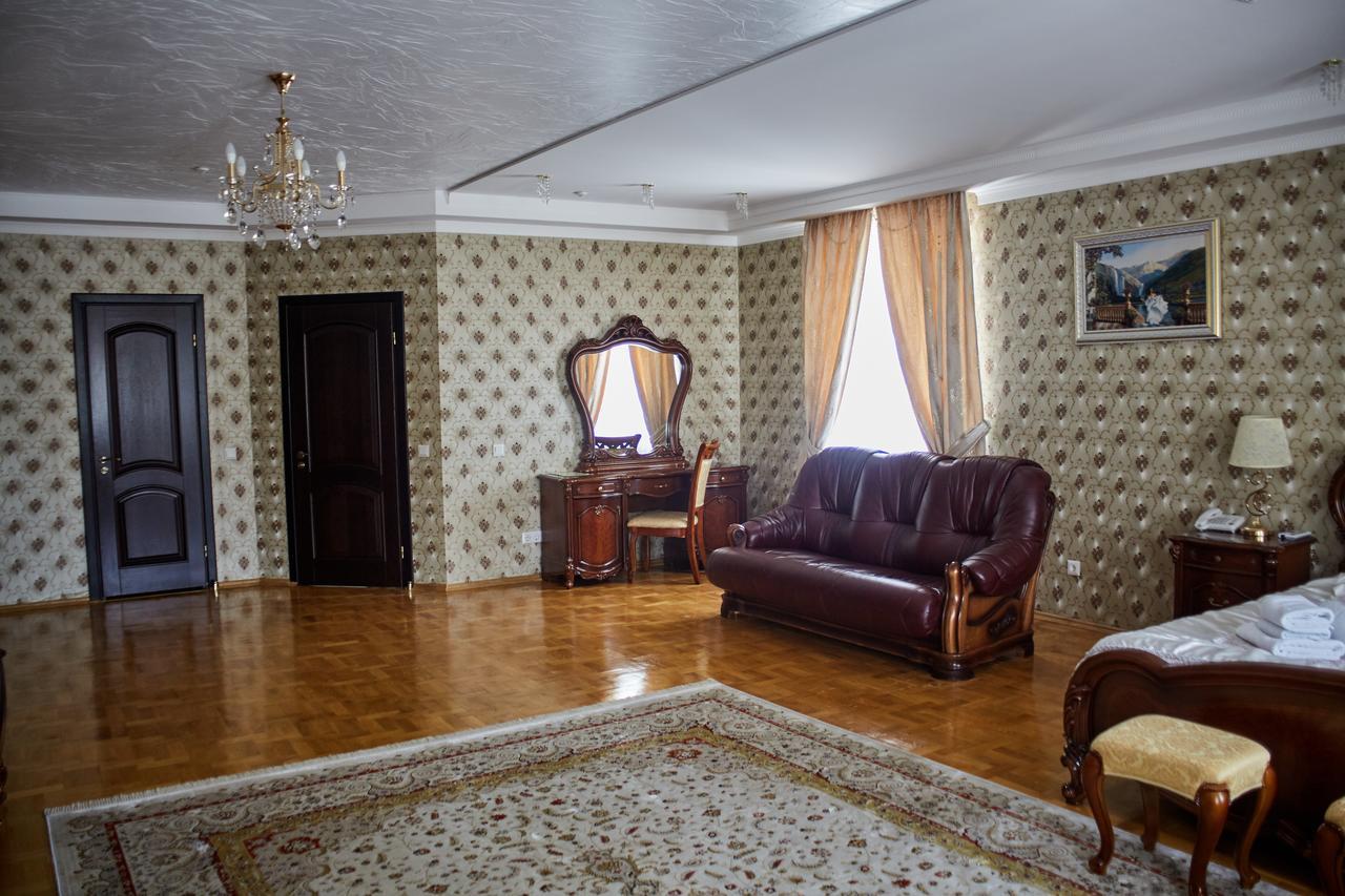 Garden Hall Ternopil Kültér fotó