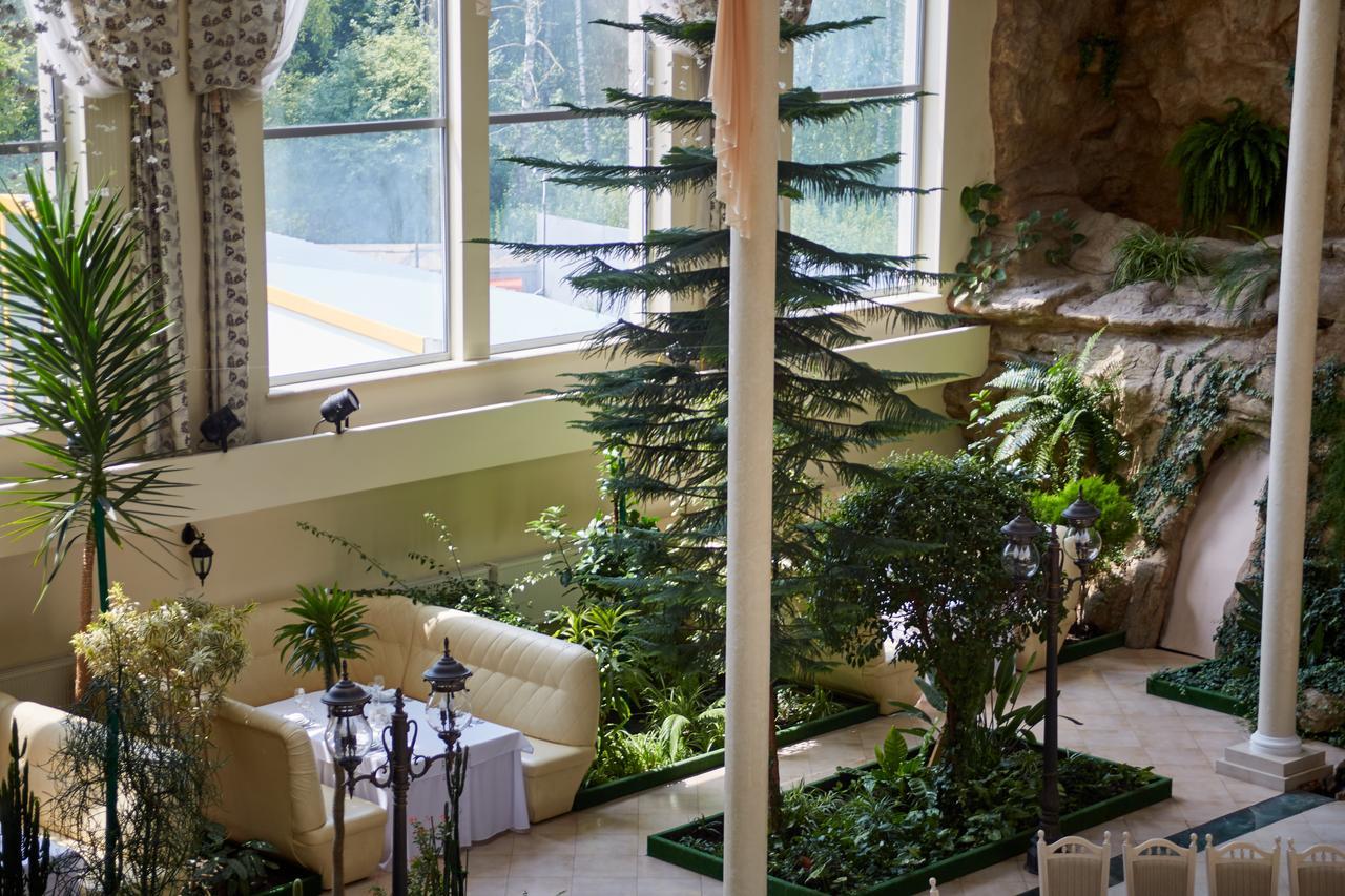 Garden Hall Ternopil Kültér fotó